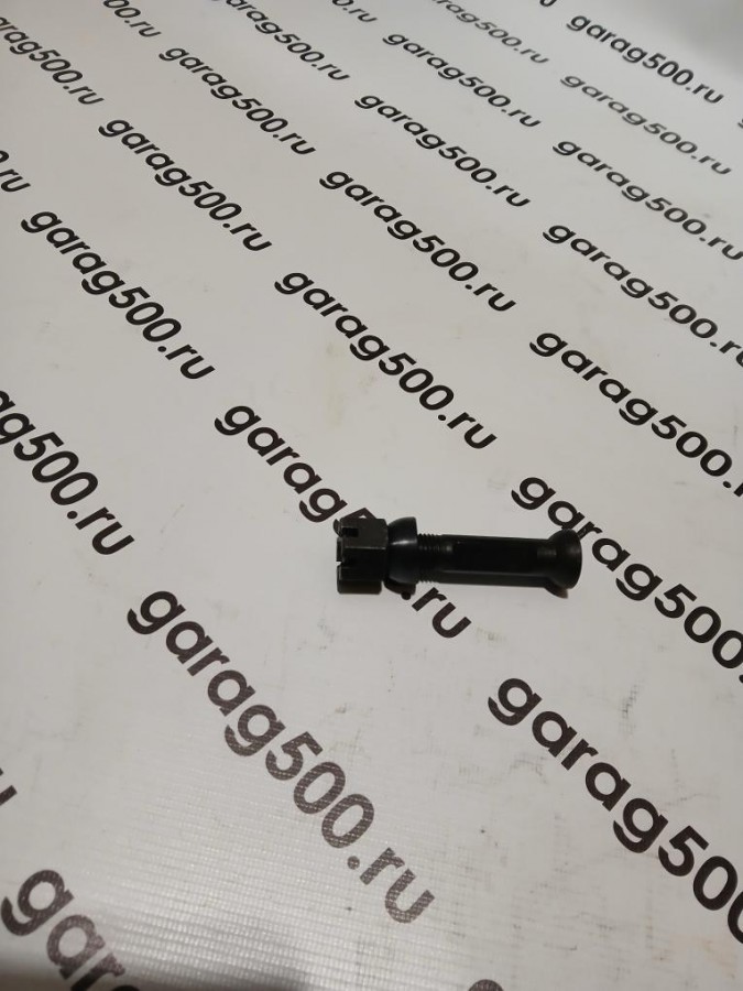 Болт СМД-14 муфты сцепл в сб ст/обр