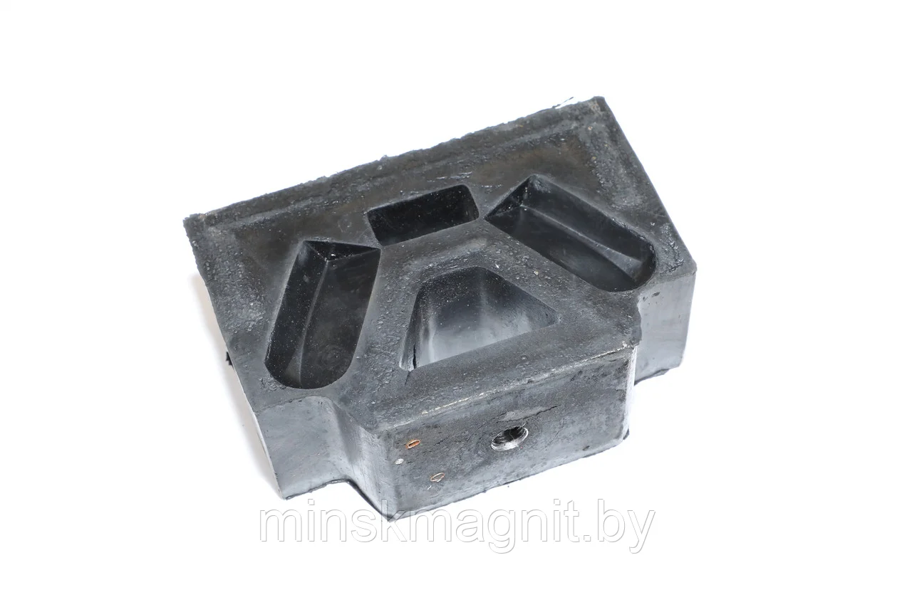 Подушка 245-1001035-А1 двигателя